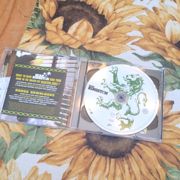 Sean Kingston CD - Picture 2 of 3